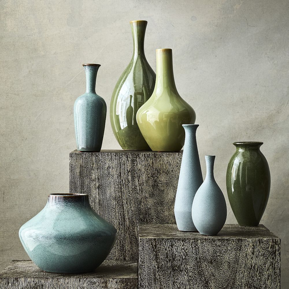 Decorative vase collection